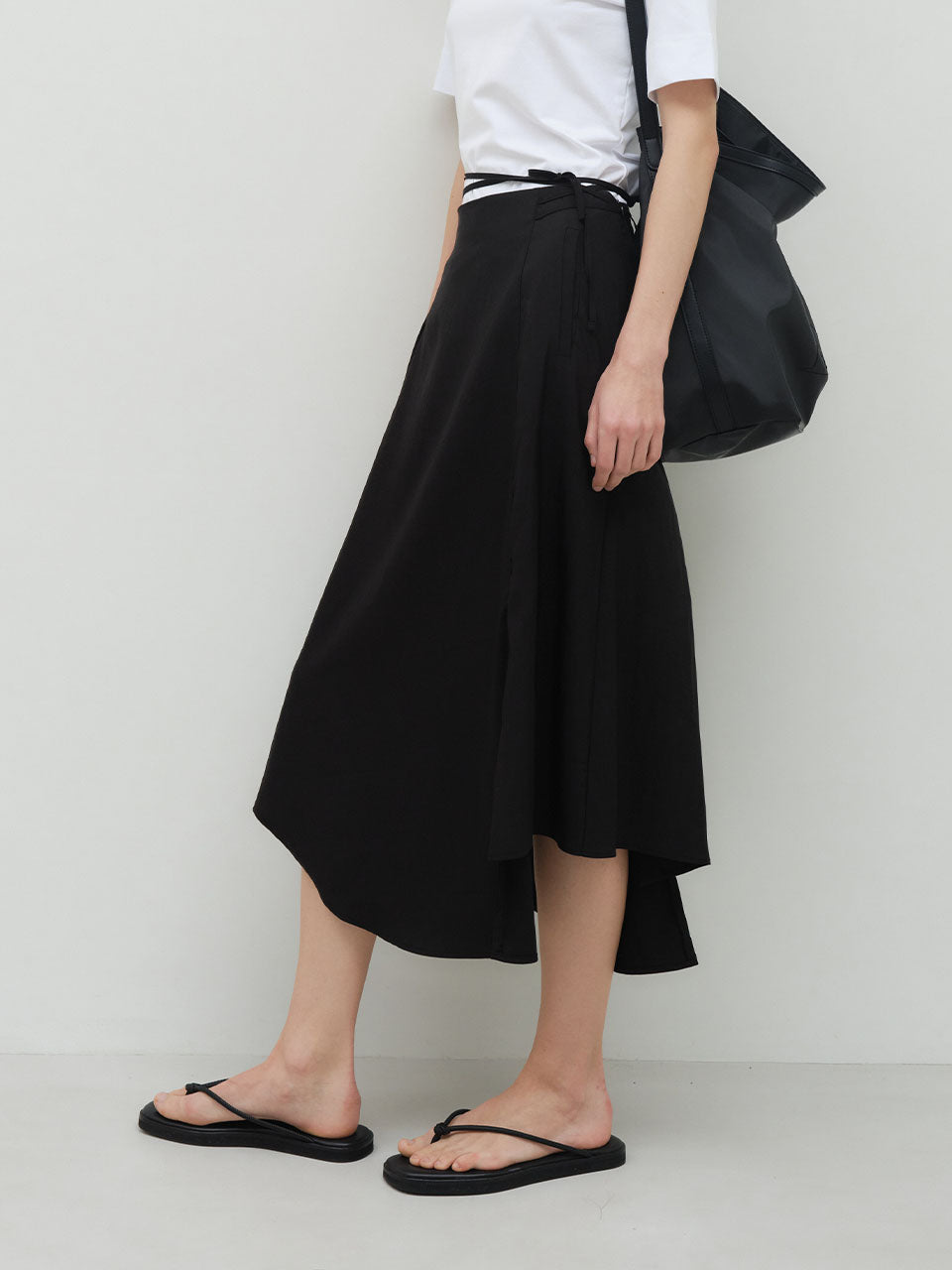 Unbalance Banding Flared Long Skirt