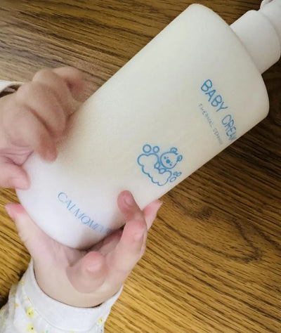 Thermal Ceramide Baby Cream in use