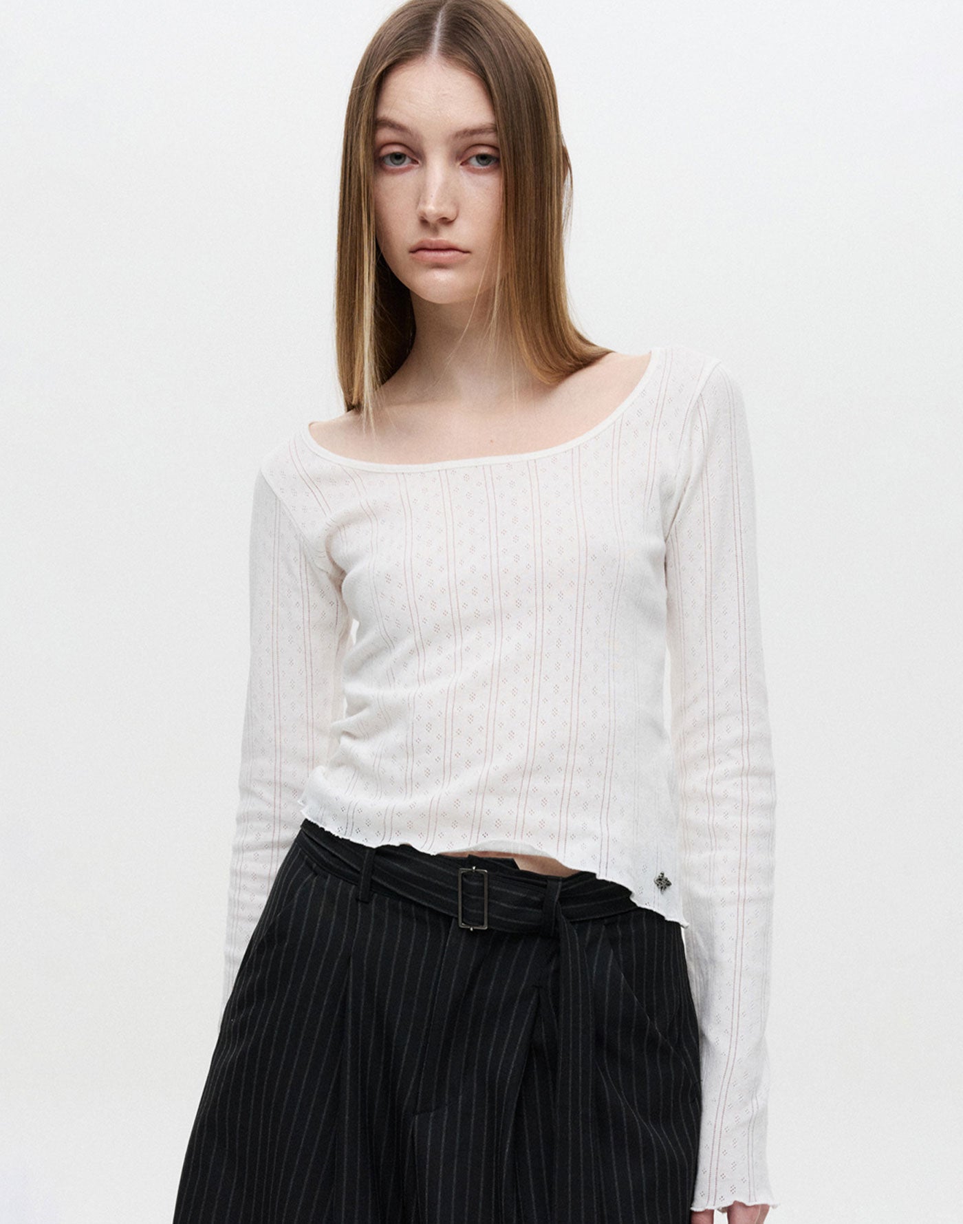 Airy U-Neck Long Sleeve