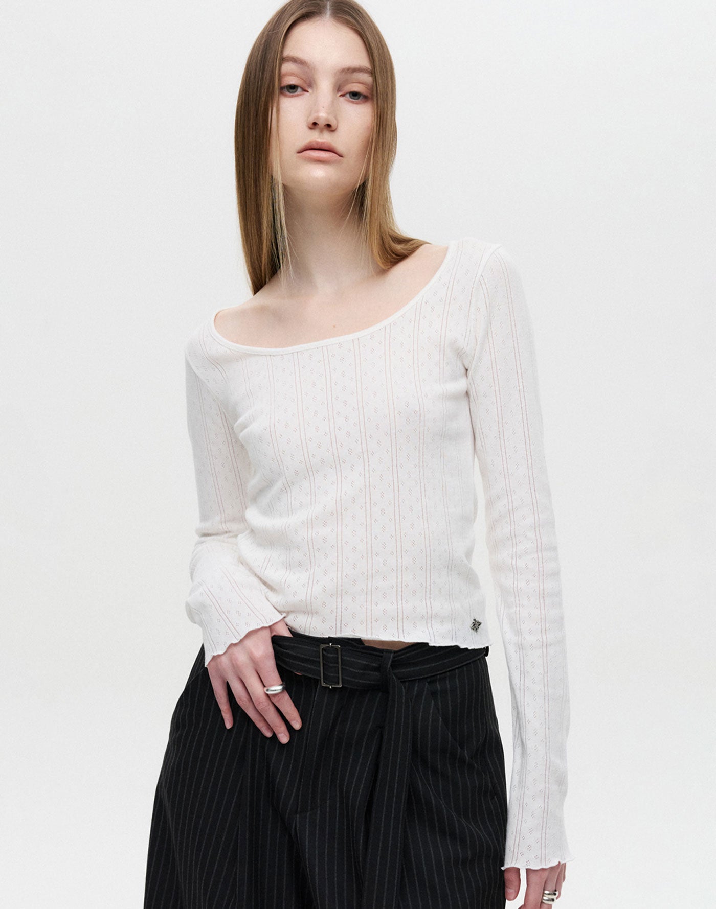 Airy U-Neck Long Sleeve