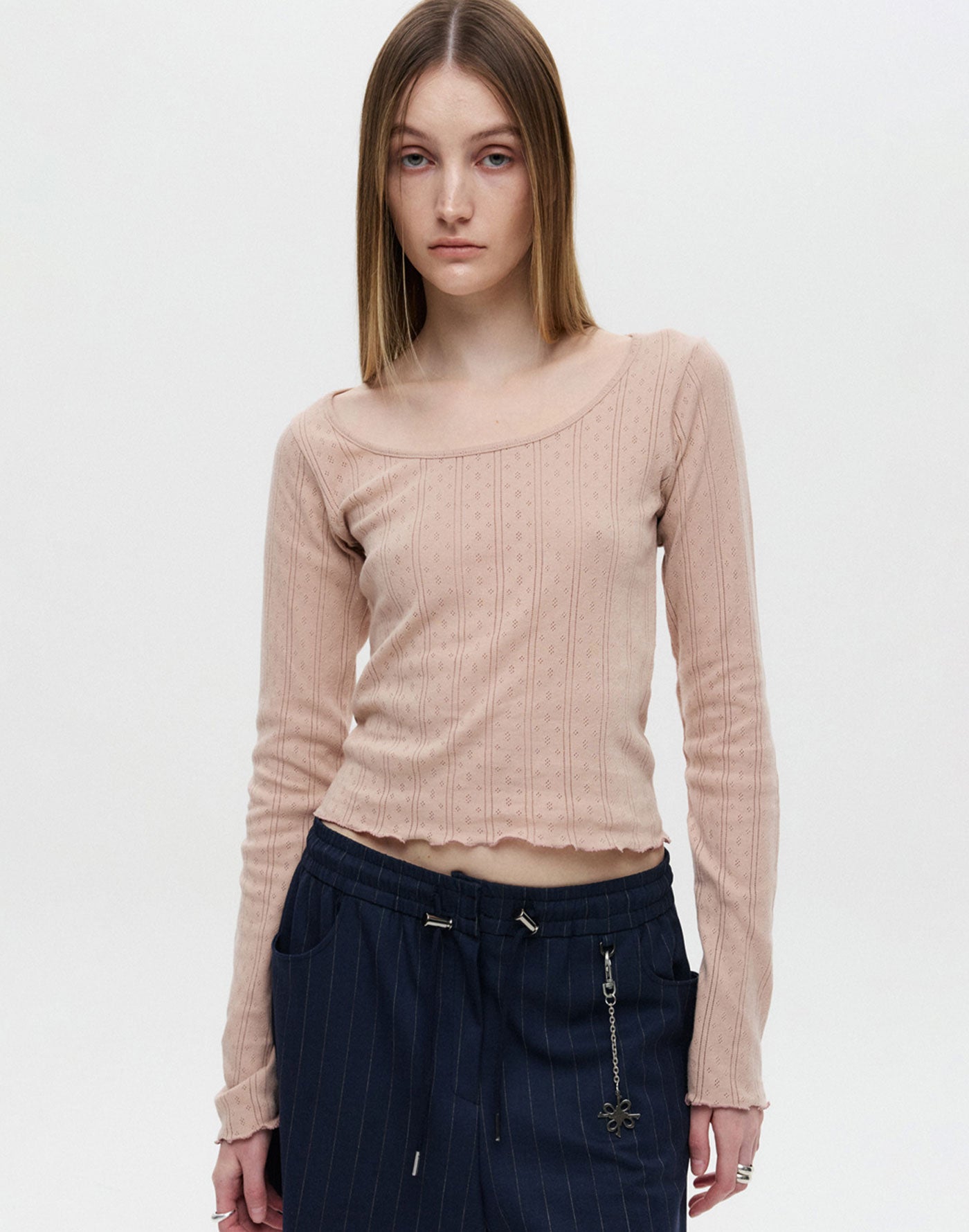 Airy U-Neck Long Sleeve