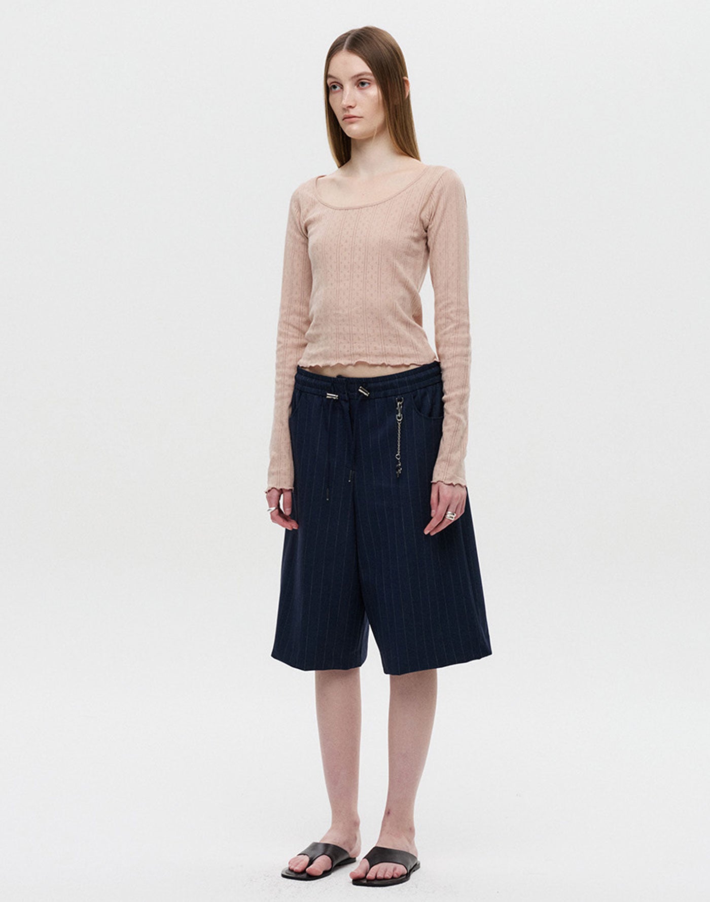 Airy U-Neck Long Sleeve