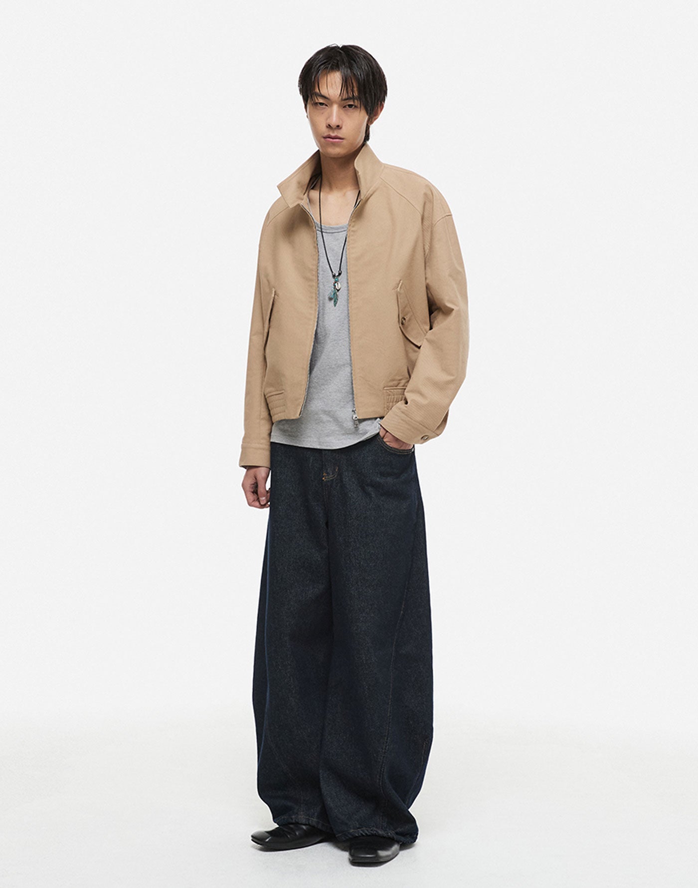 Curved Denim Pants