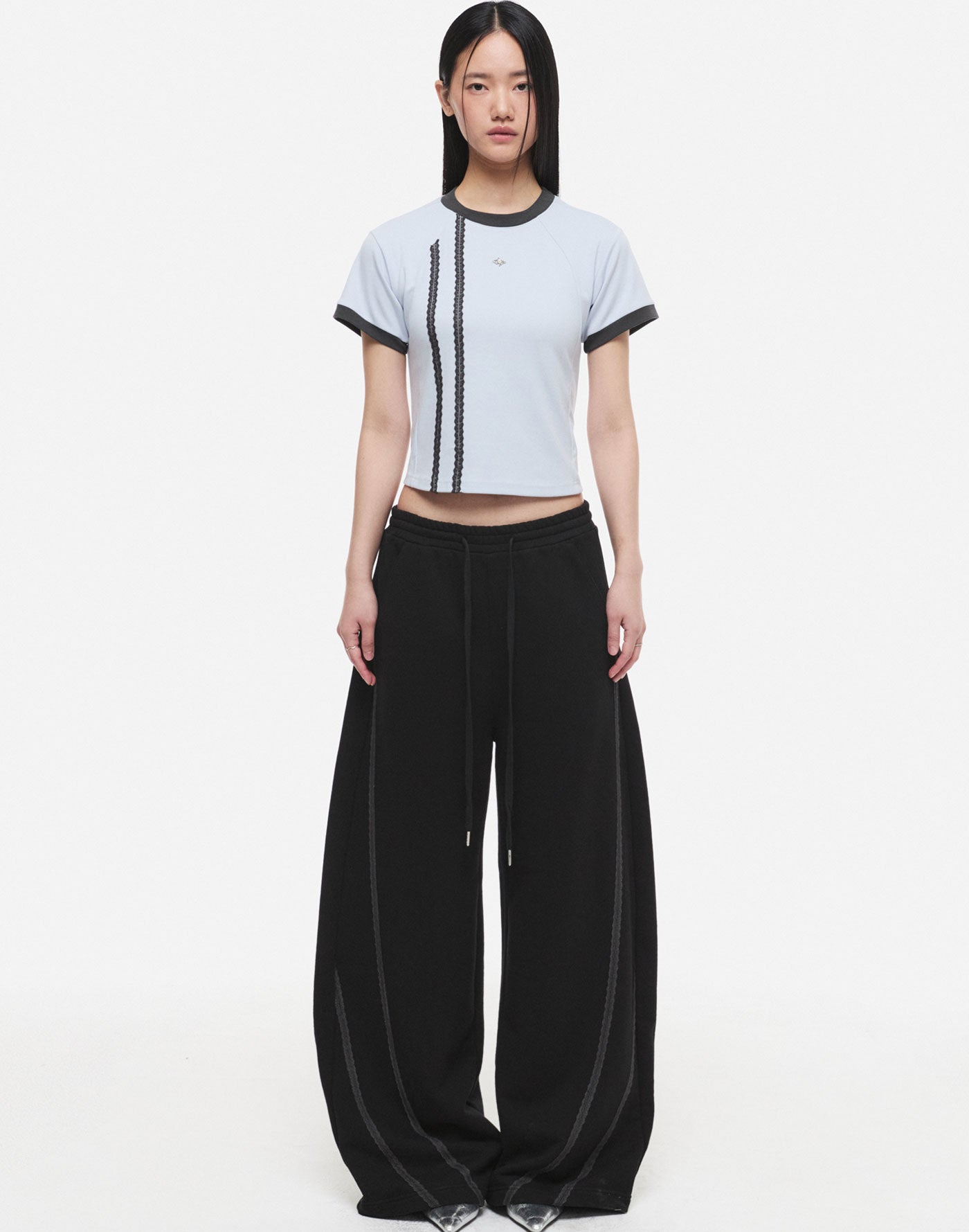 Curved Lace Line Sweatpants