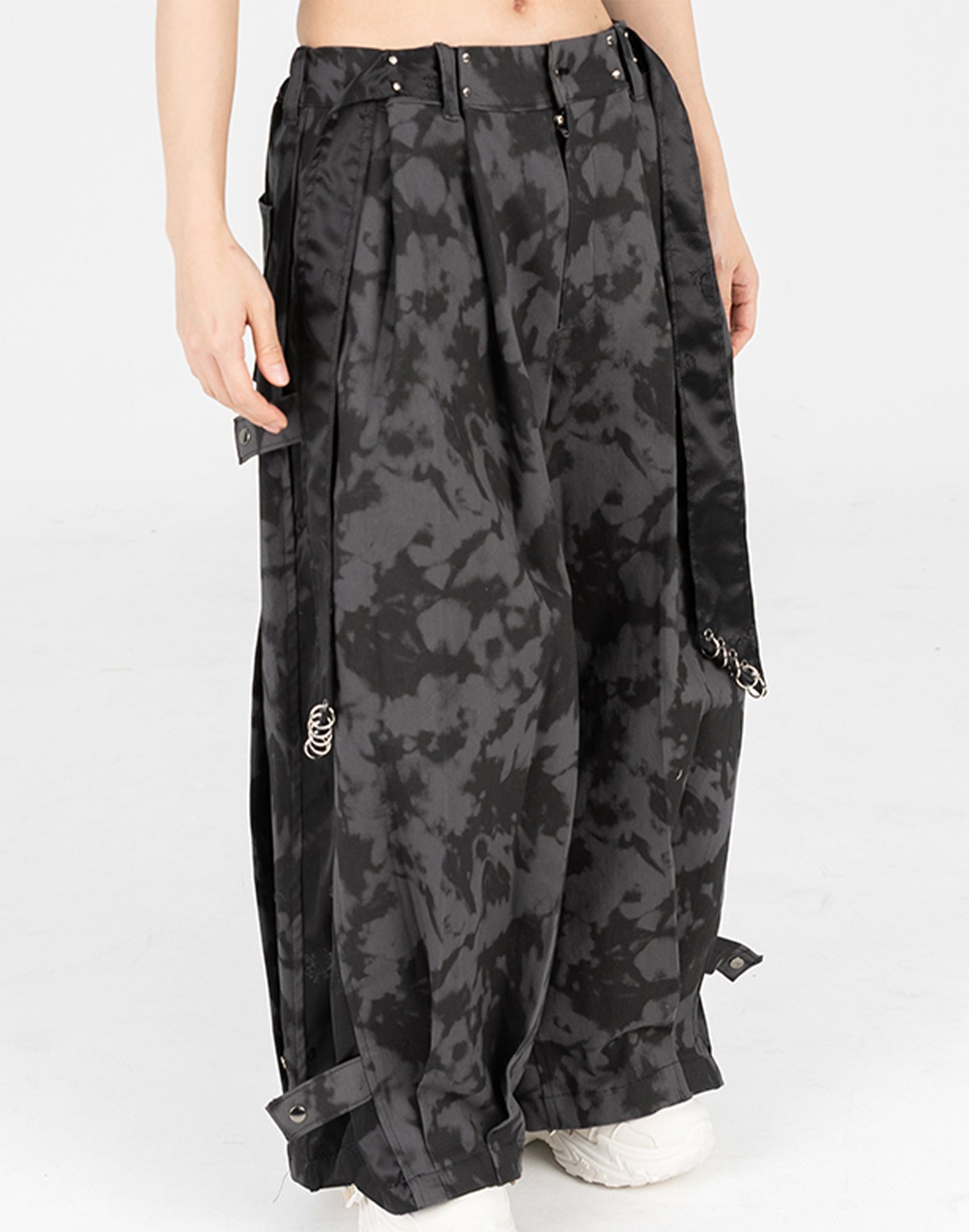 Camo-Hybrid Wide Pants