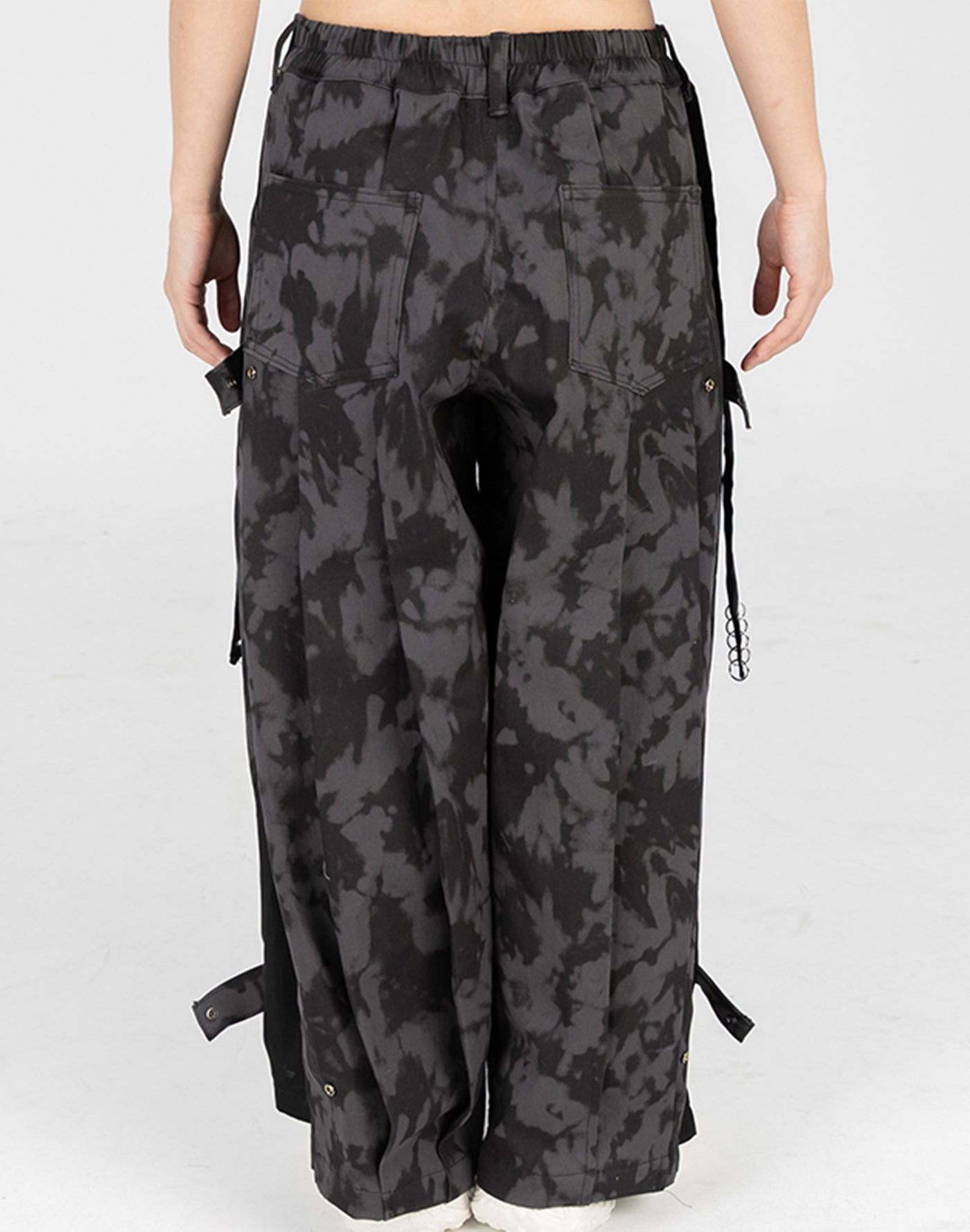 Camo-Hybrid Wide Pants