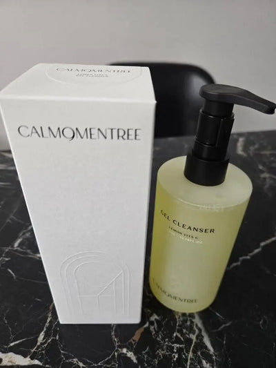 Lemon Vita C Gel Cleanser in use